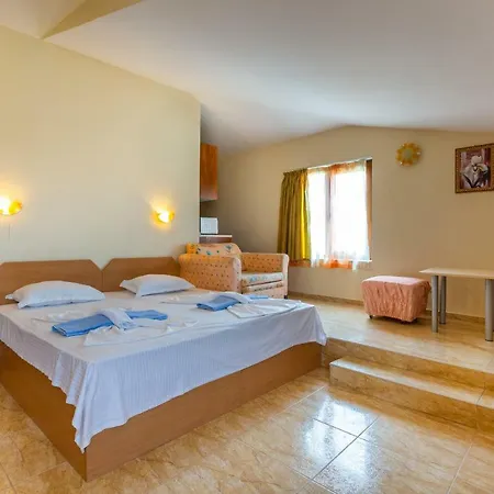 Family Studio In Dafinka Xz * رافدا